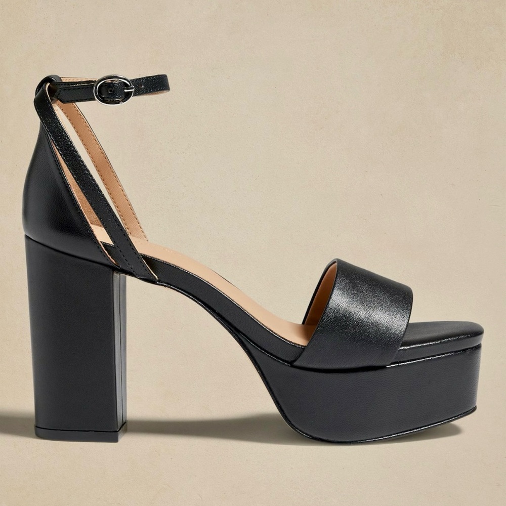 Banana Republic Leather Platform Dress Heel